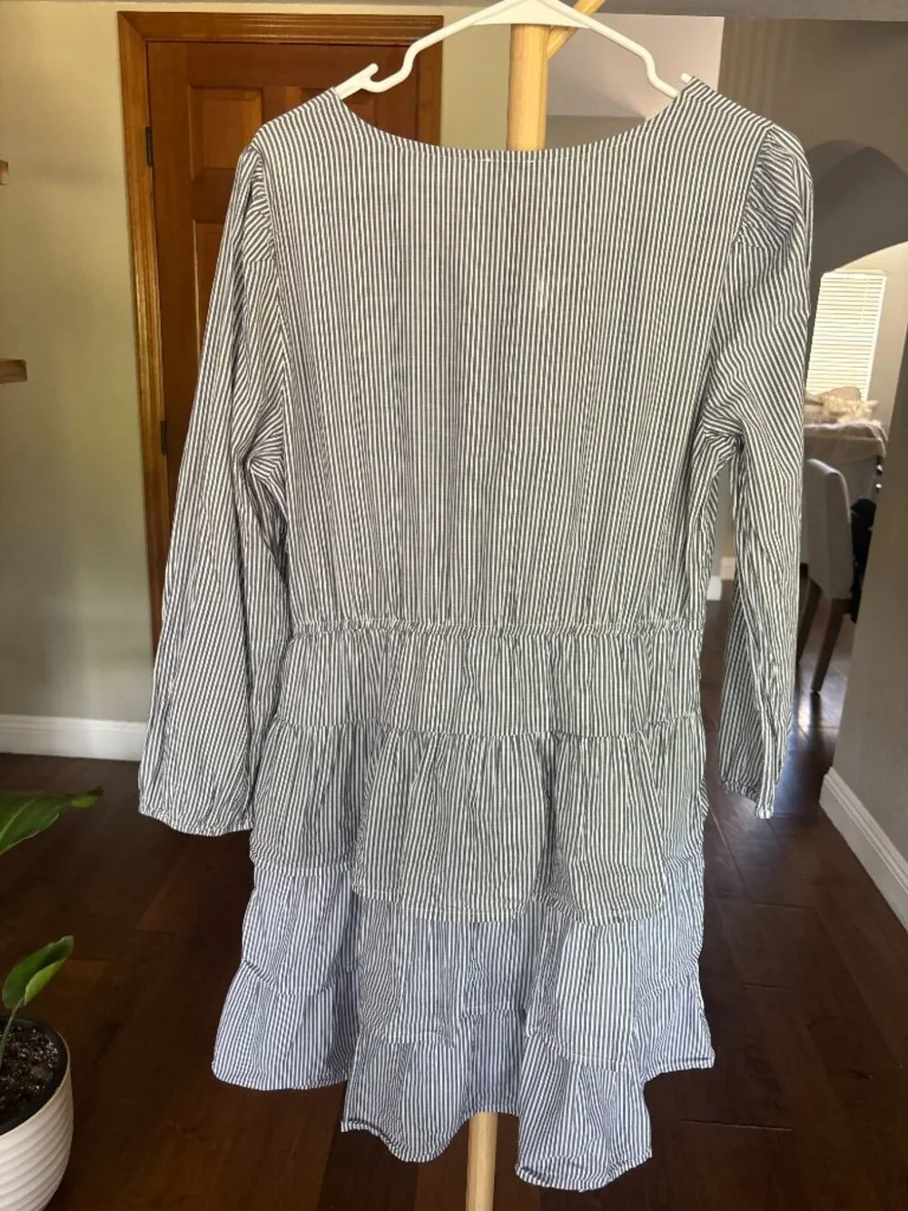 J.Crew Navy White Stripe Long Sleeve Tiered Midi Dress Size 12 Wedding Guest